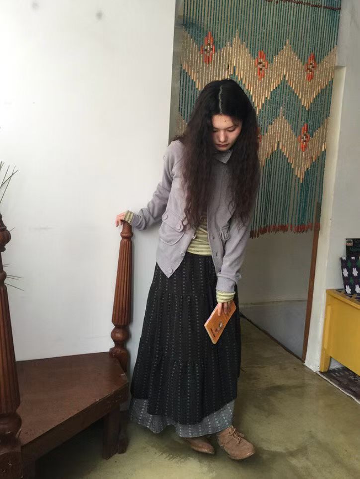 雙層layer繡花半裙 - SK607