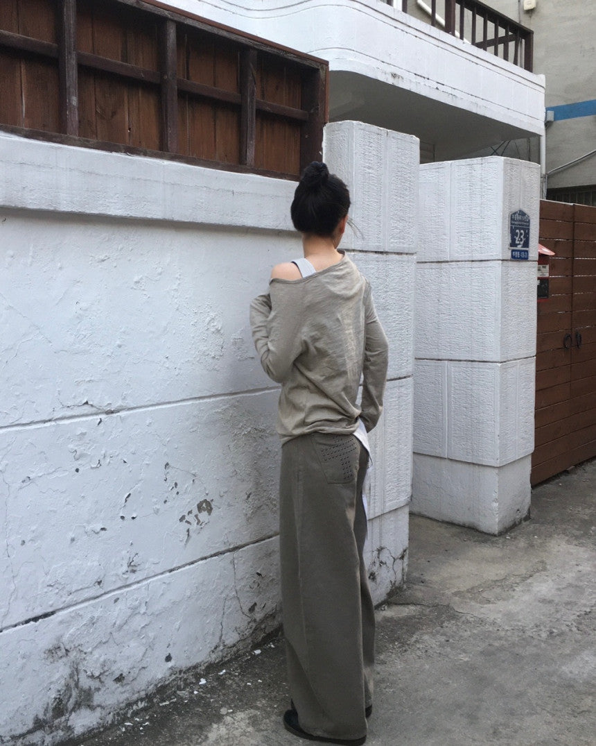 pre-order | 十字鉚釘口袋彎刀褲