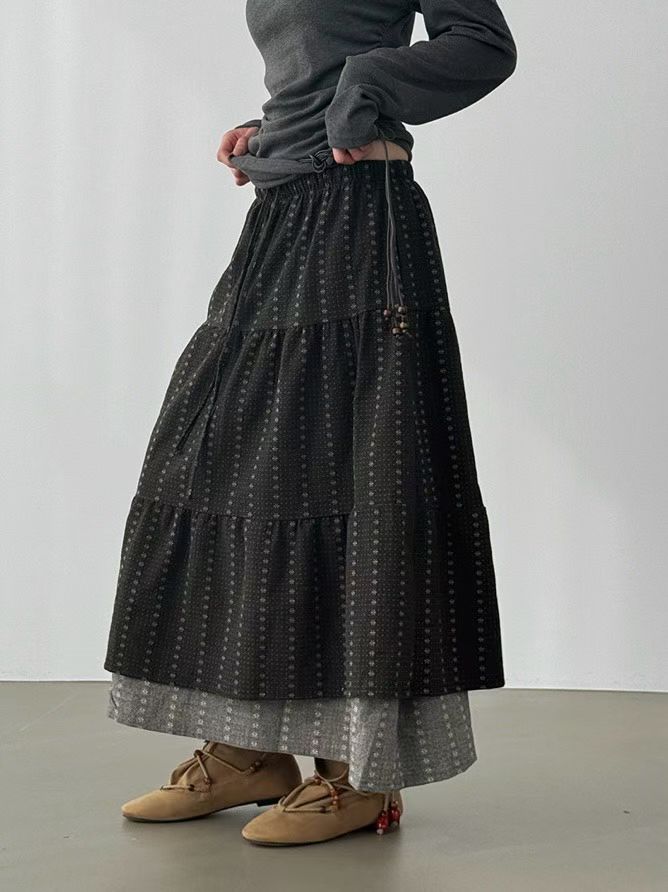 雙層layer繡花半裙 - SK607