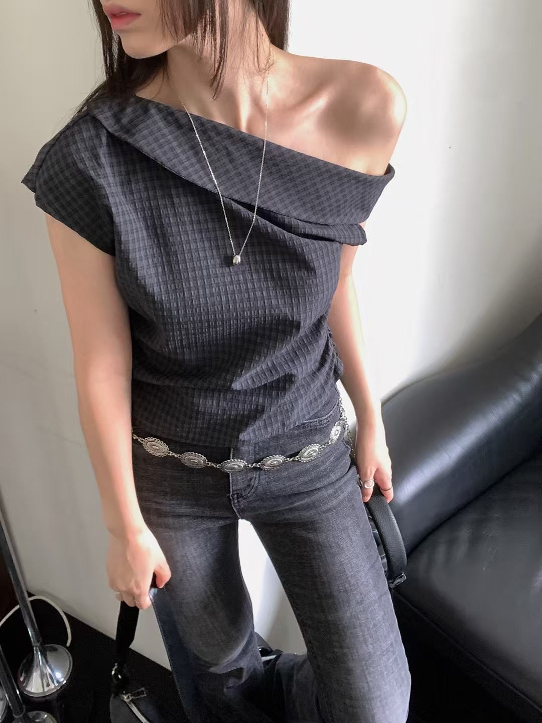 格仔斜肩露膊top - TP627