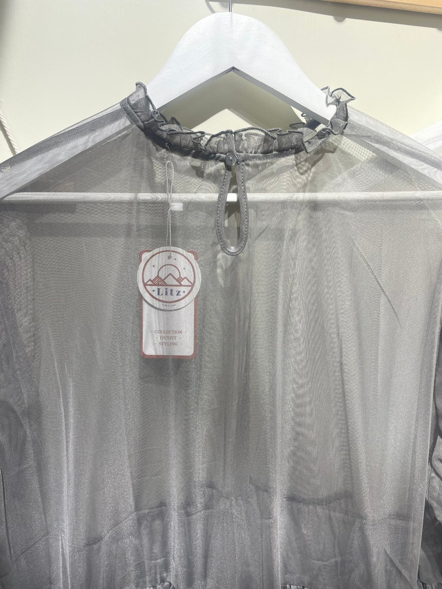 日系透膚ruffle blouse - ST584