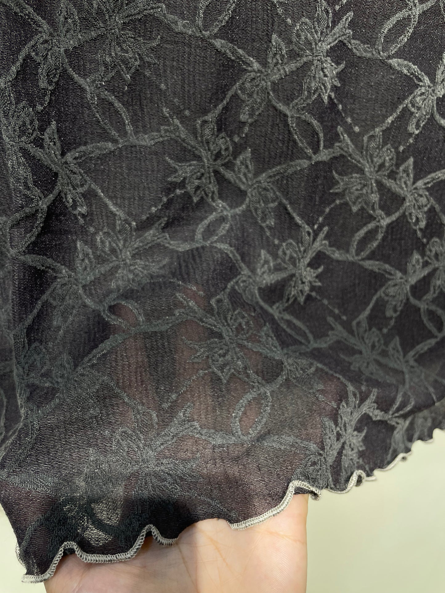 透膚花紋see through tee - TP618