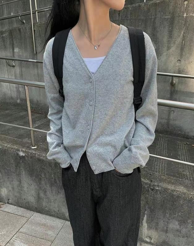 針織cardigan