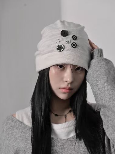 鈕扣雪花堆堆帽 - HA593