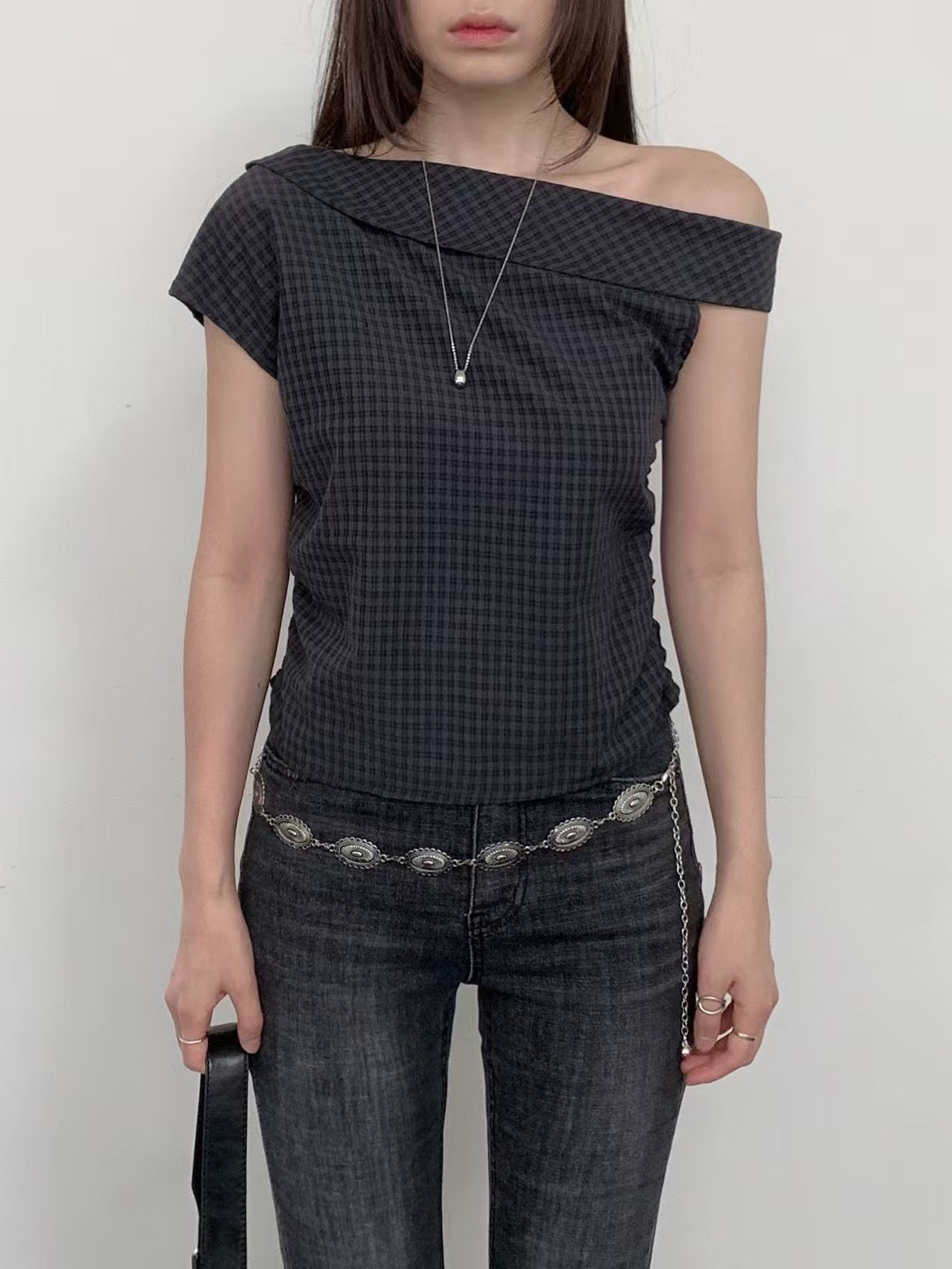 格仔斜肩露膊top - TP627