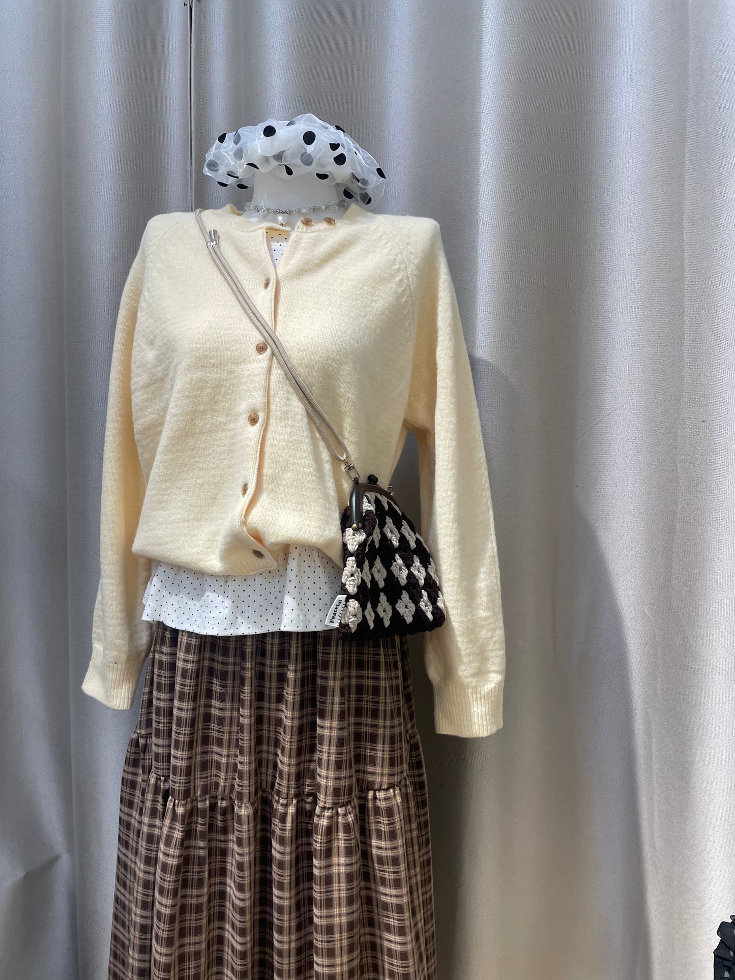 羊毛雙扣針織開衫 - KN602