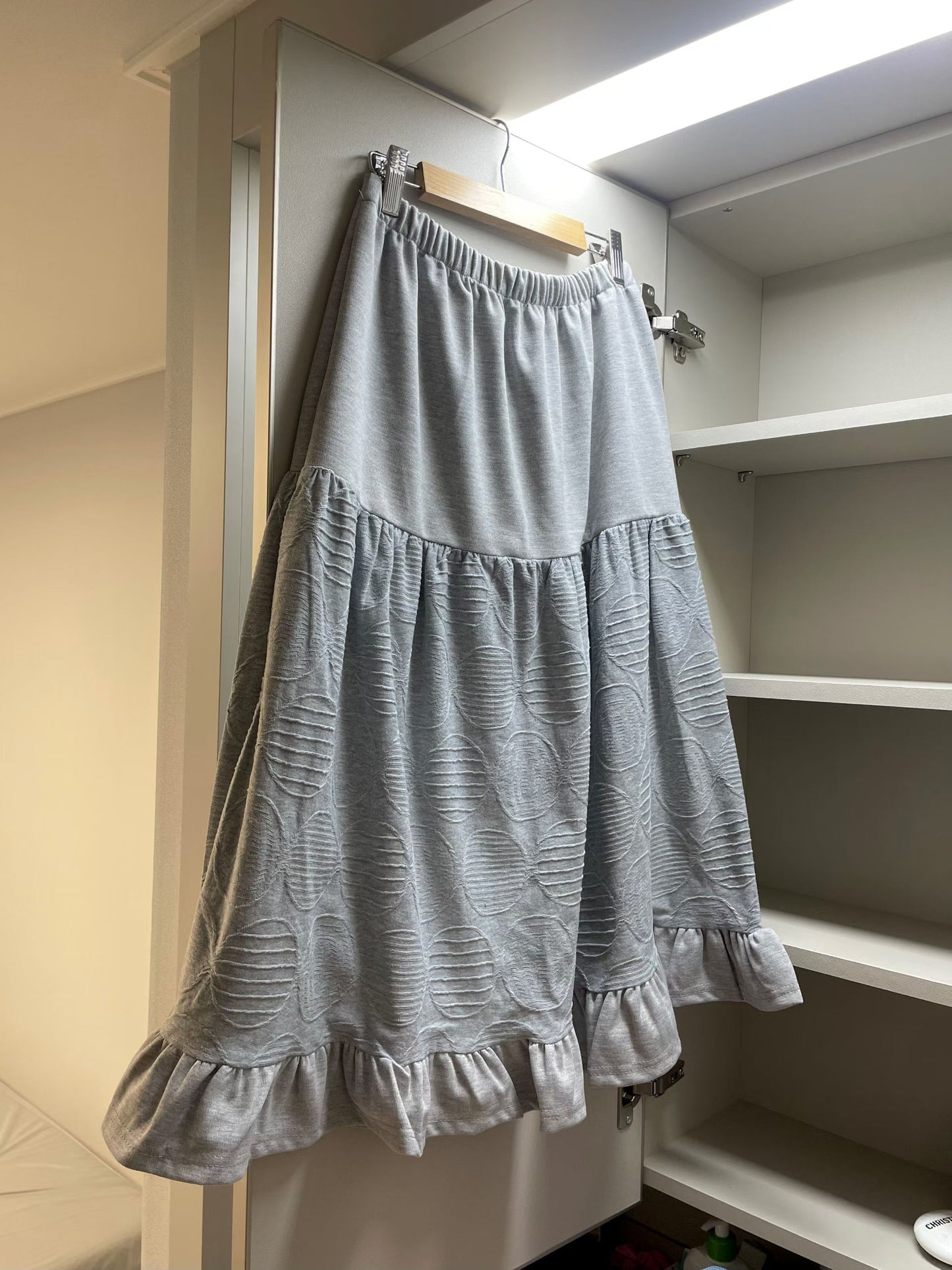 荷葉邊五分半裙- SK677